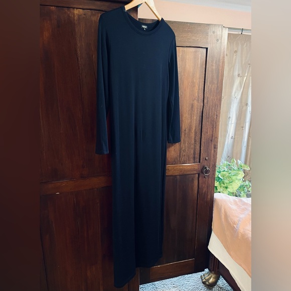 NWOT — BLEUSALT The Long Sleeve Crew Dress - Picture 3 of 10